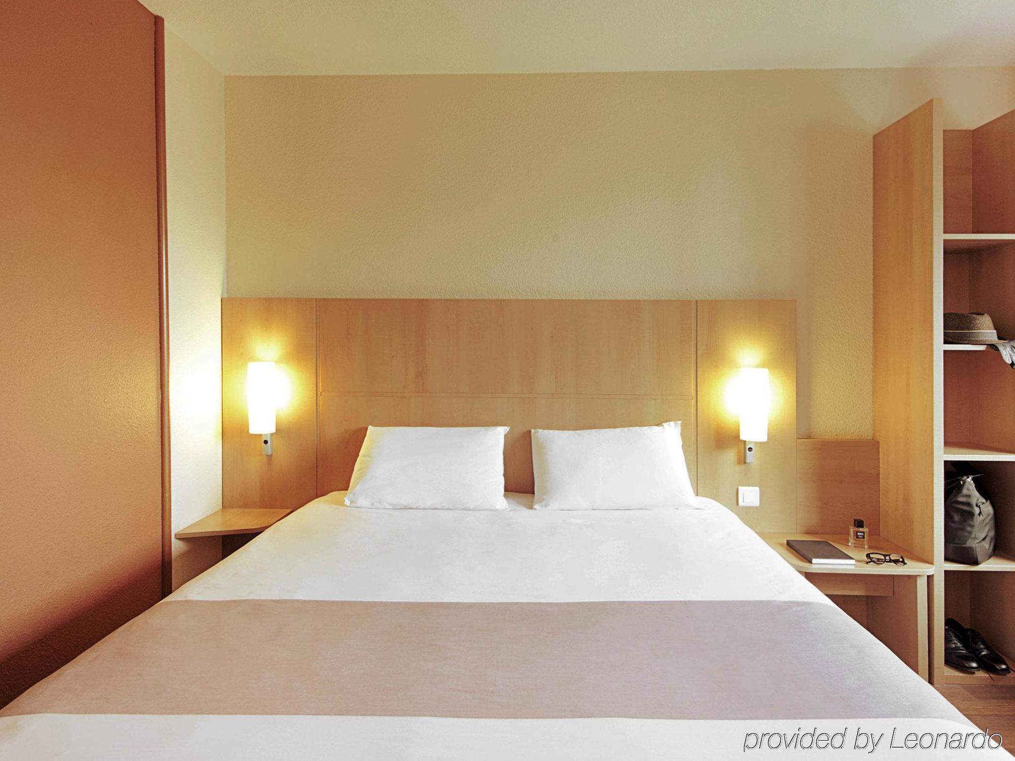 Ibis Geneve Petit Lancy Hotell Eksteriør bilde