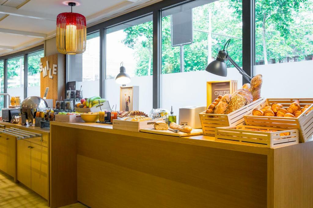 Ibis Geneve Petit Lancy Hotell Eksteriør bilde