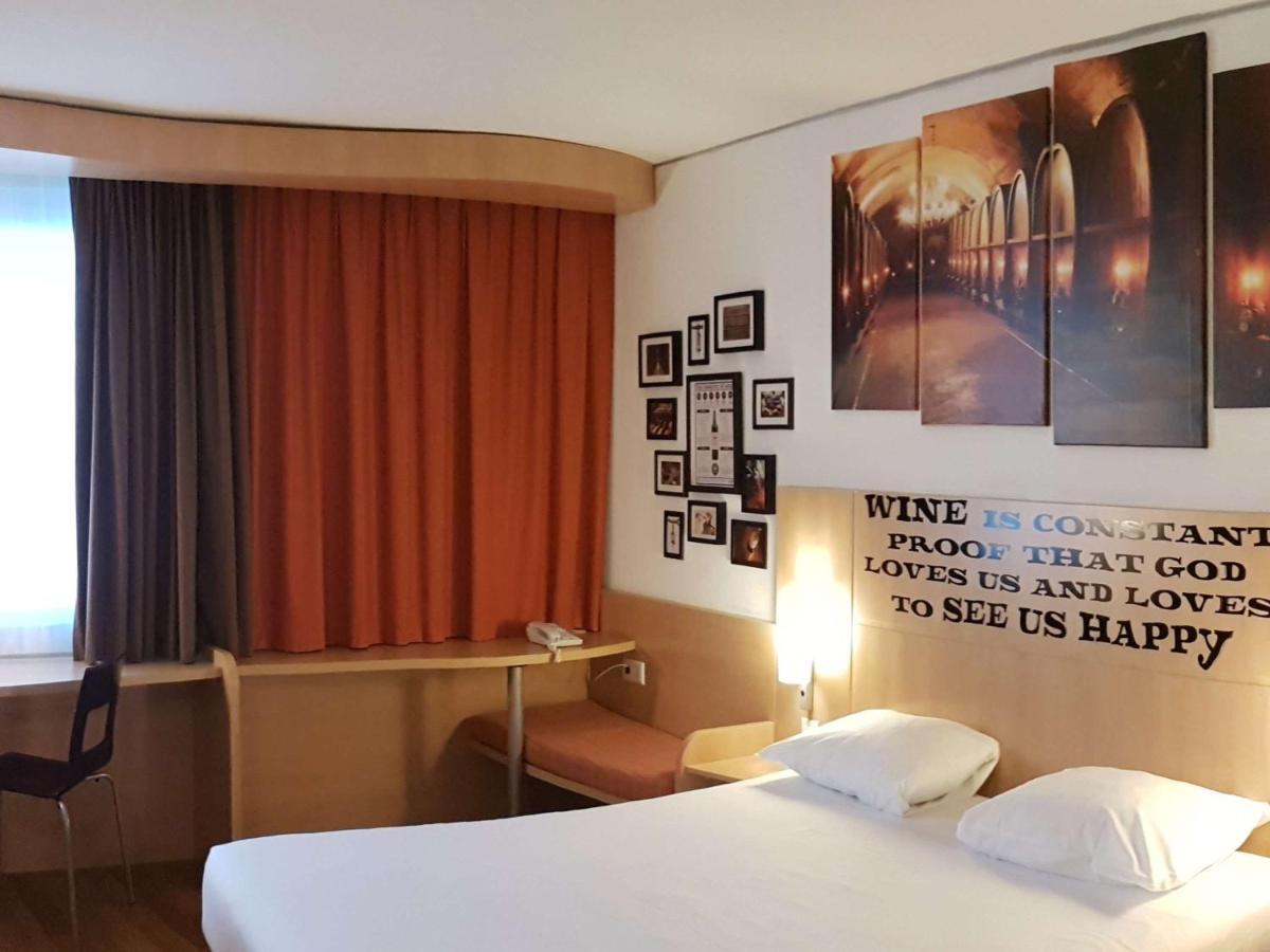 Ibis Geneve Petit Lancy Hotell Eksteriør bilde